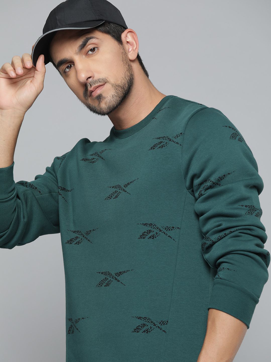  Reebok Men Green Printed AOP Sweatshirt