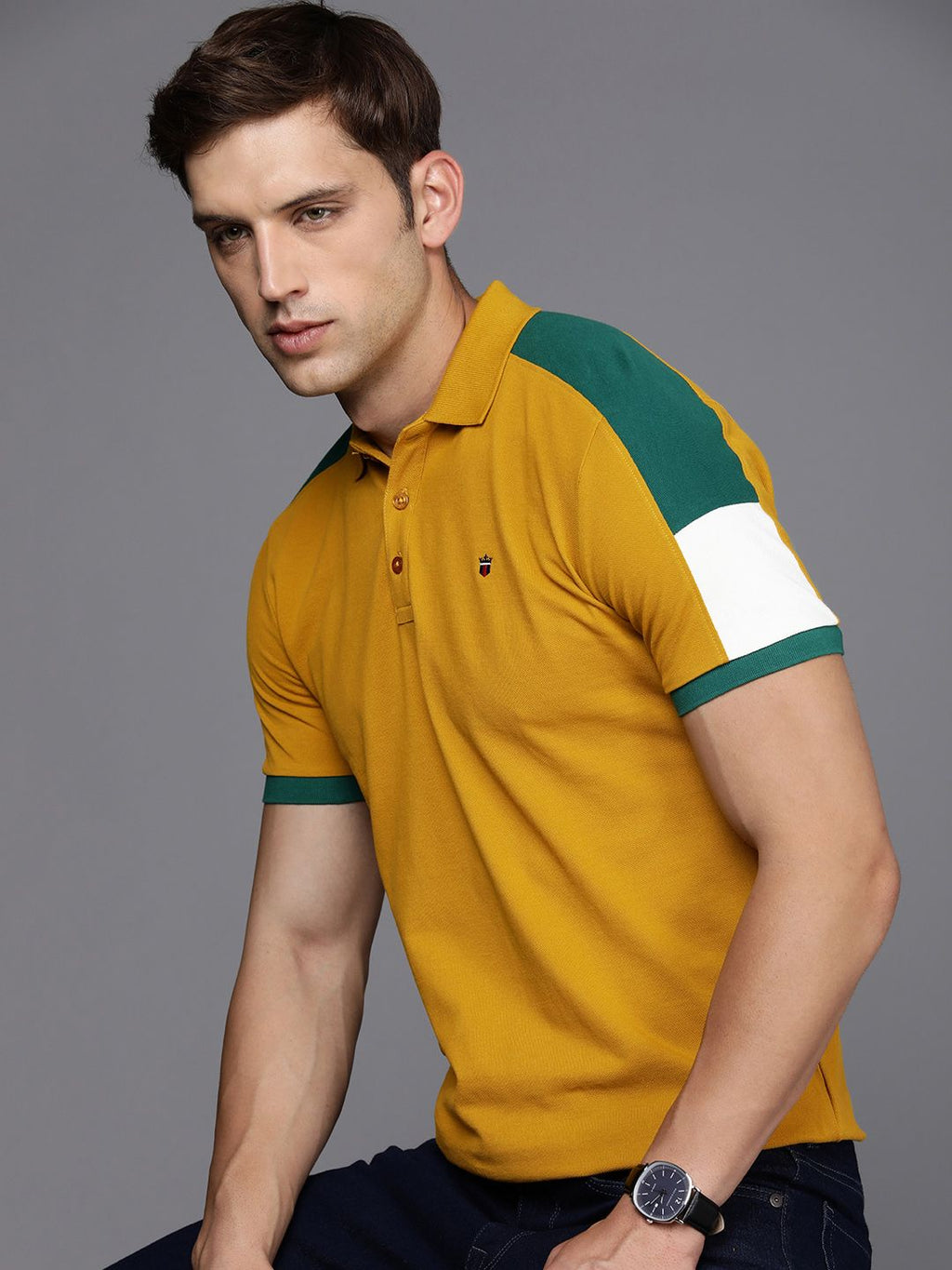  Louis Philippe Jeans Pure Cotton Slim Fit T-shirt
