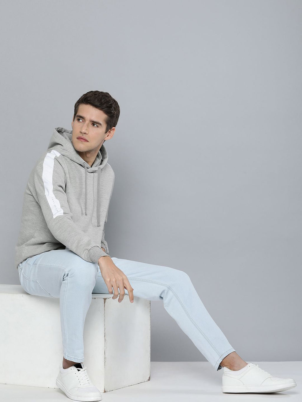  Ether Men Grey Solid Hooded Sweatshirt With Lined Detailed Sleeved