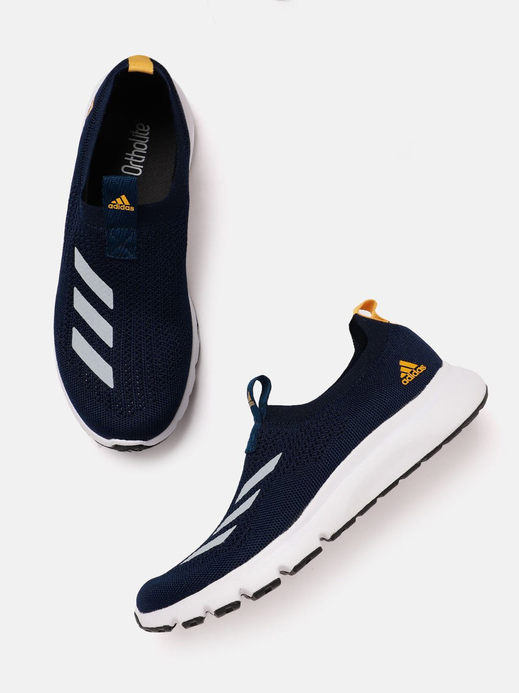  ADIDAS Men Woven Design Walk Wagon Walking Shoes
