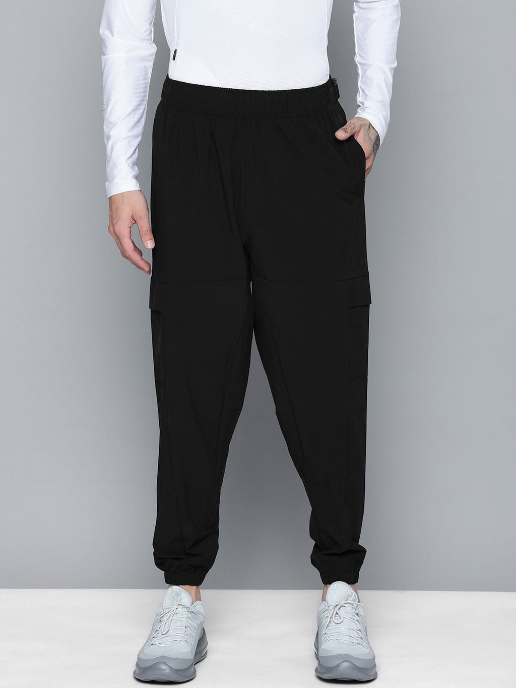  HRX By Hrithik Roshan EDGE Men Black Brand Carrier Joggers
