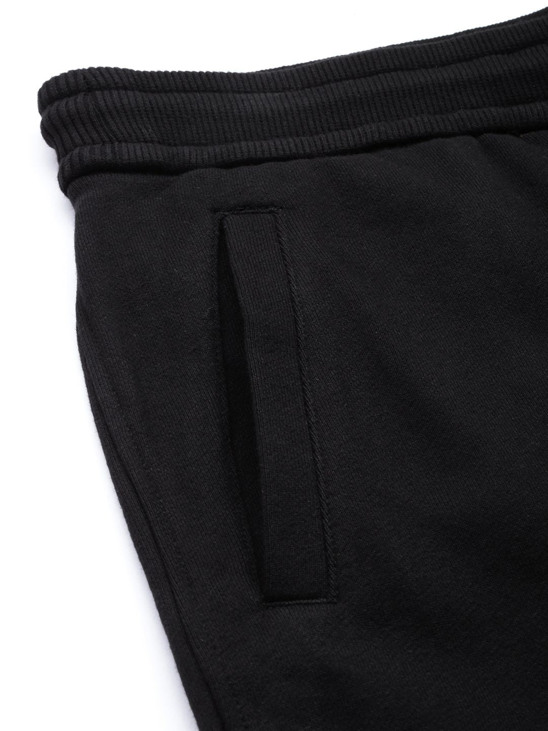  Calvin Klein Jeans Men Black Solid Pure Cotton Joggers