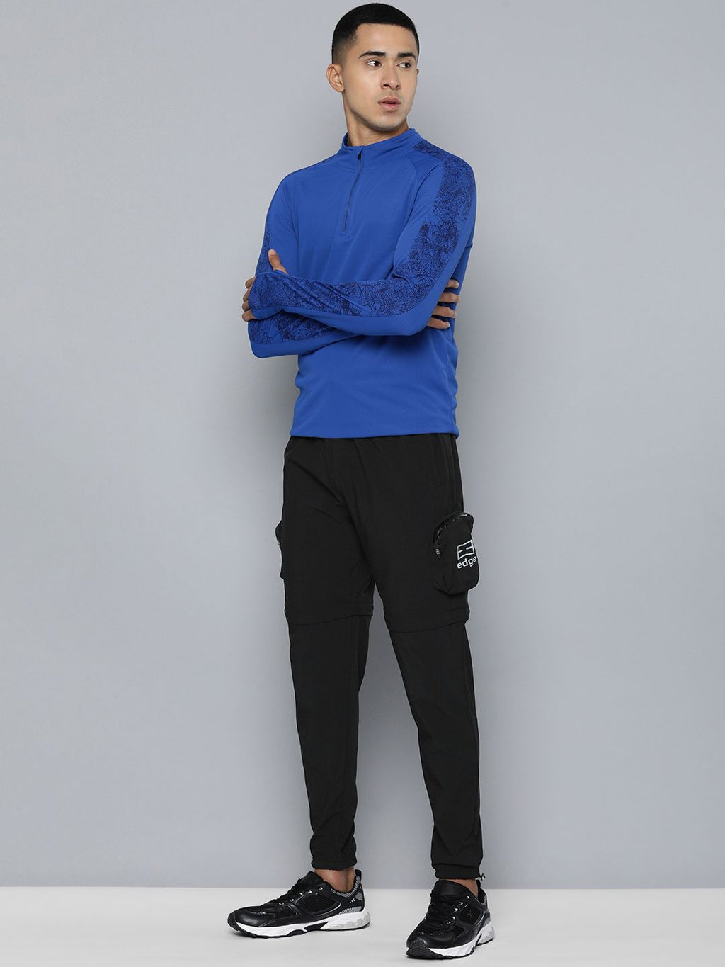  HRX By Hrithik Roshan Men EDGE Mid-Rise Rapid-Dry Joggers With Draw Cords Closure