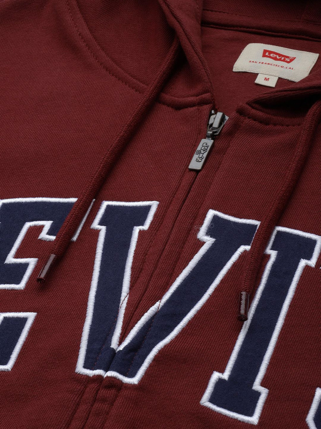  Levis Men Maroon Brand Logo Print Pure Cotton Hooded Sweatshirt