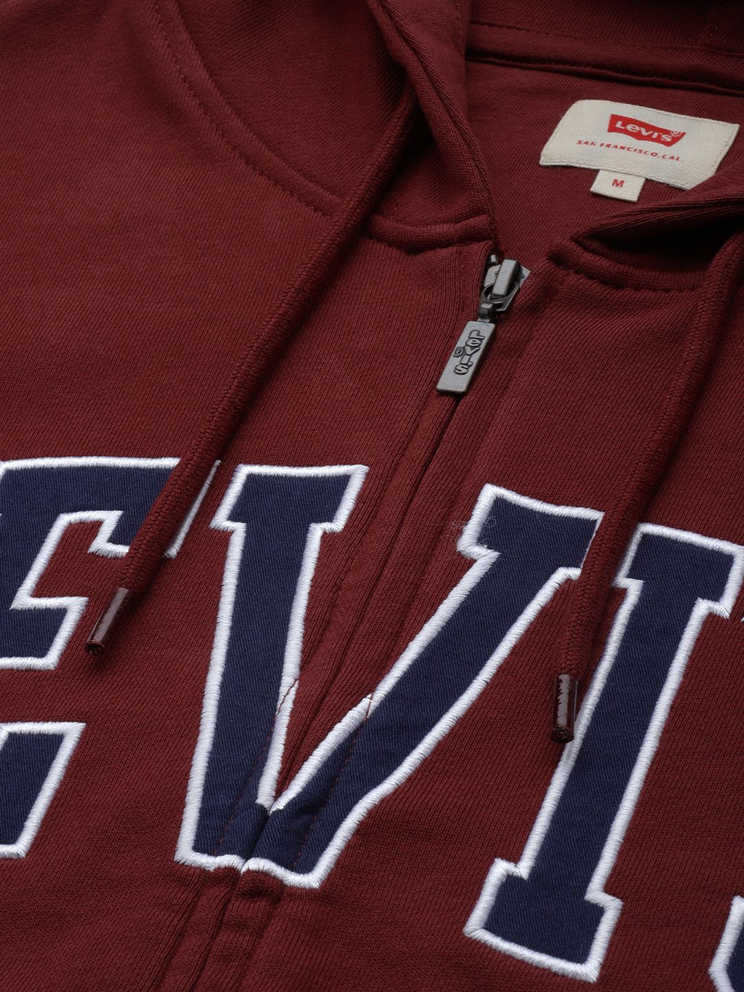  Levis Men Maroon Brand Logo Print Pure Cotton Hooded Sweatshirt
