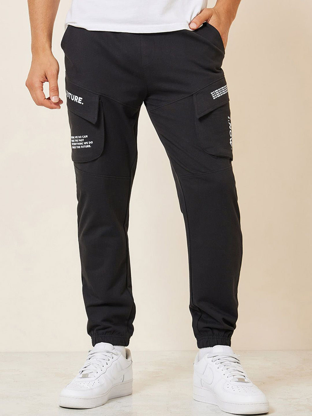  Styli Men Typography Slim Fit Cargo Pure Cotton Joggers