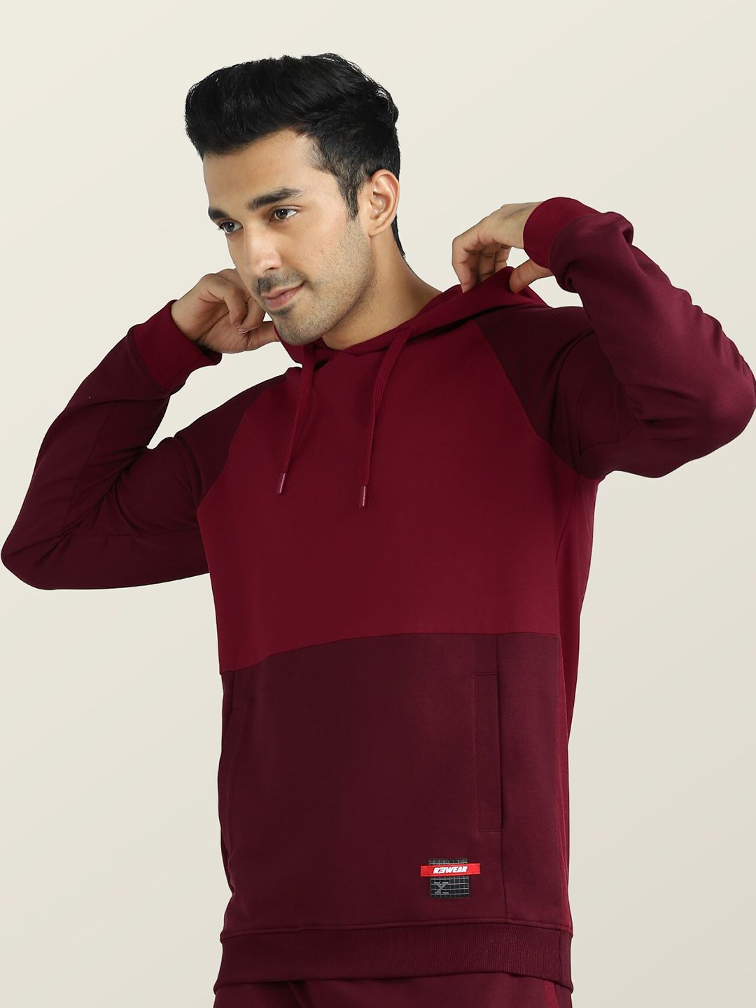  XYXX Men Maroon Hooded Cotton Sweatshirt
