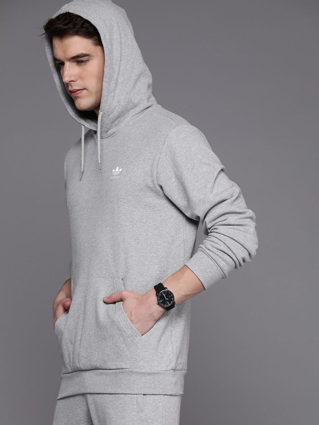  ADIDAS Originals Men Essential Hooded Sweatshirt