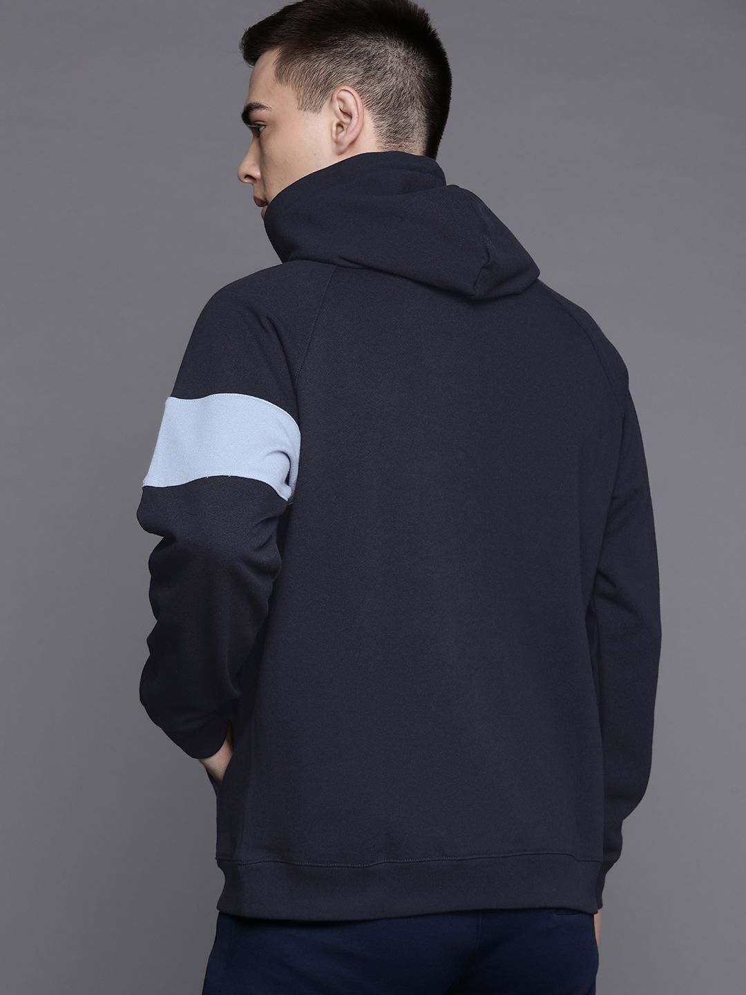  ADIDAS Originals Men Striped Pure Cotton Rifa City Hooded Sweatshirt