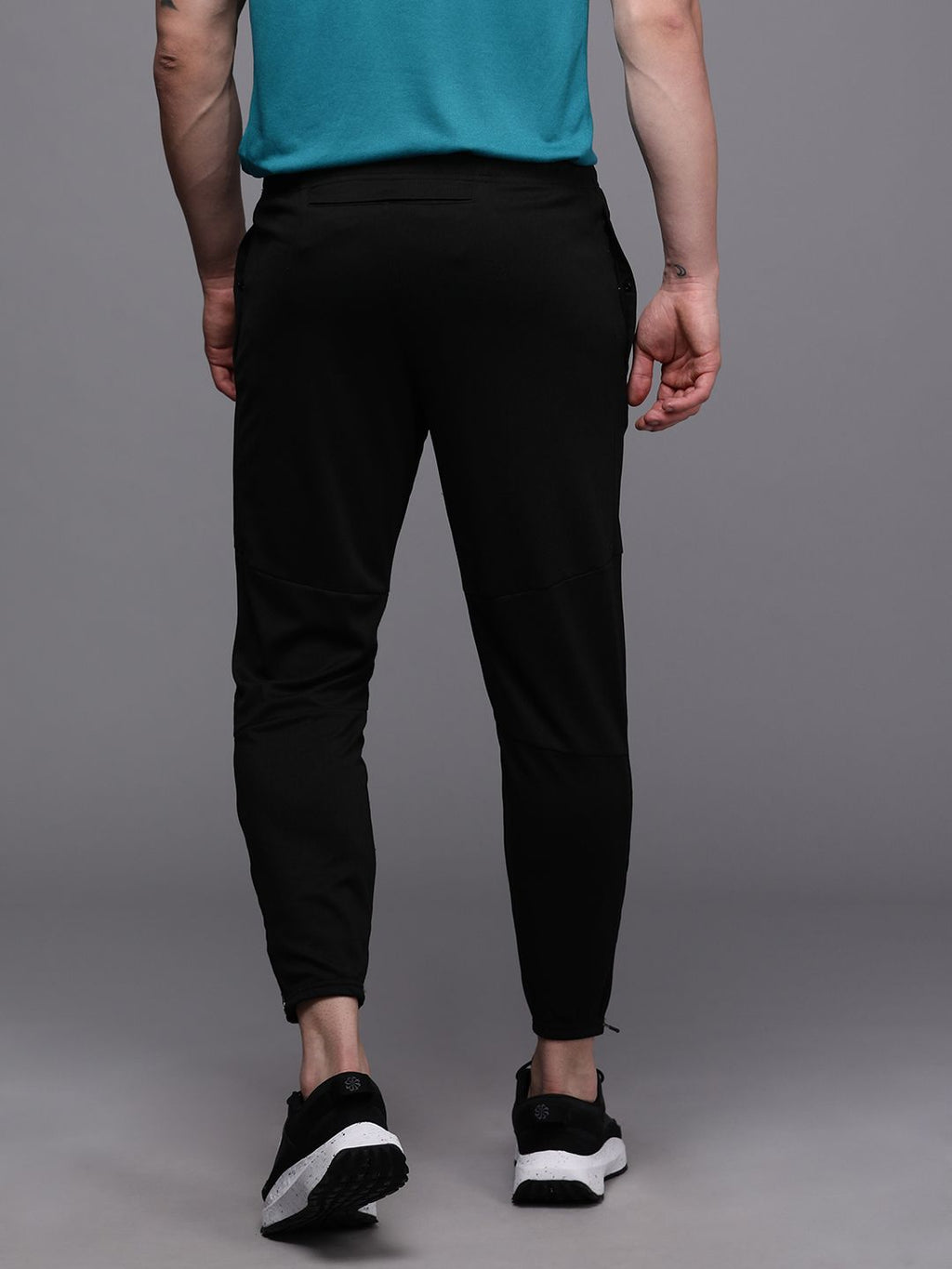  Nike Men Black Brand Logo Printed Dri-FIT Challenger Running Pants