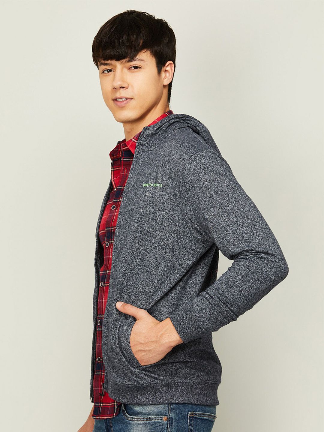  Bossini Men Charcoal Self Design Cotton Hooded Sweatshirt