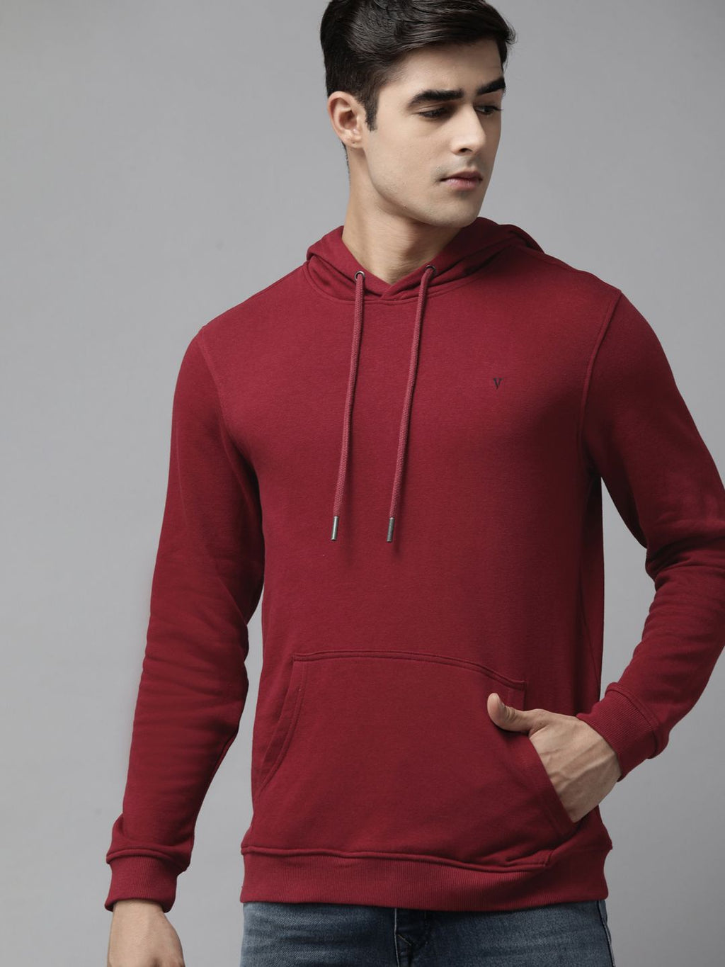  Van Heusen Men Maroon Hooded Sweatshirt