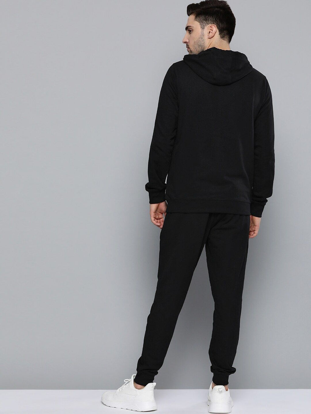  Slazenger Men Black & Red Printed Tracksuit