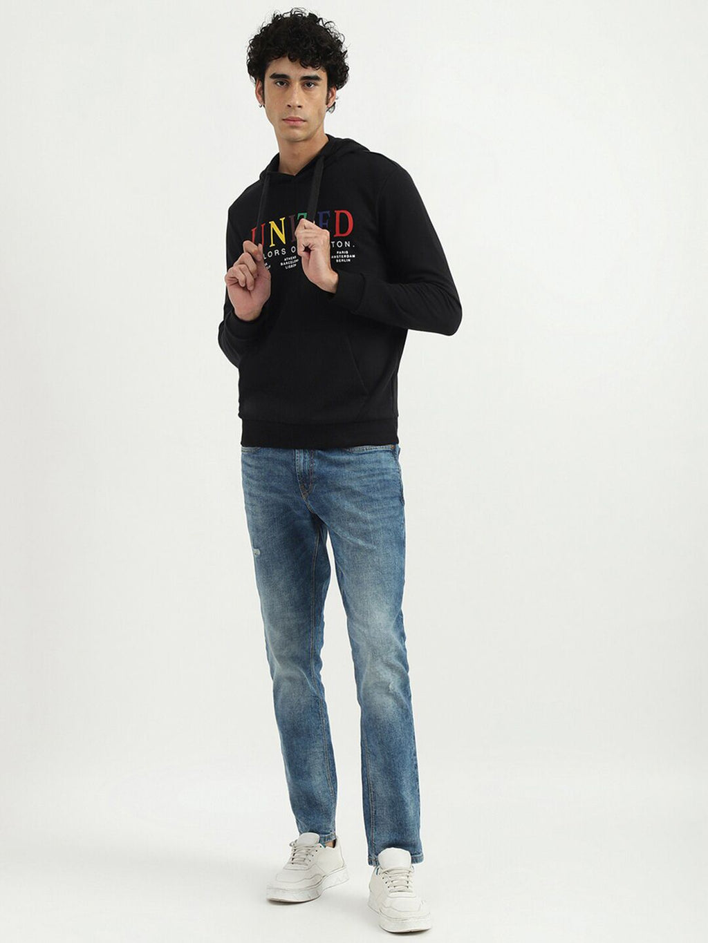  United Colors Of Benetton Men Black Printed Cotton Sweatshirt