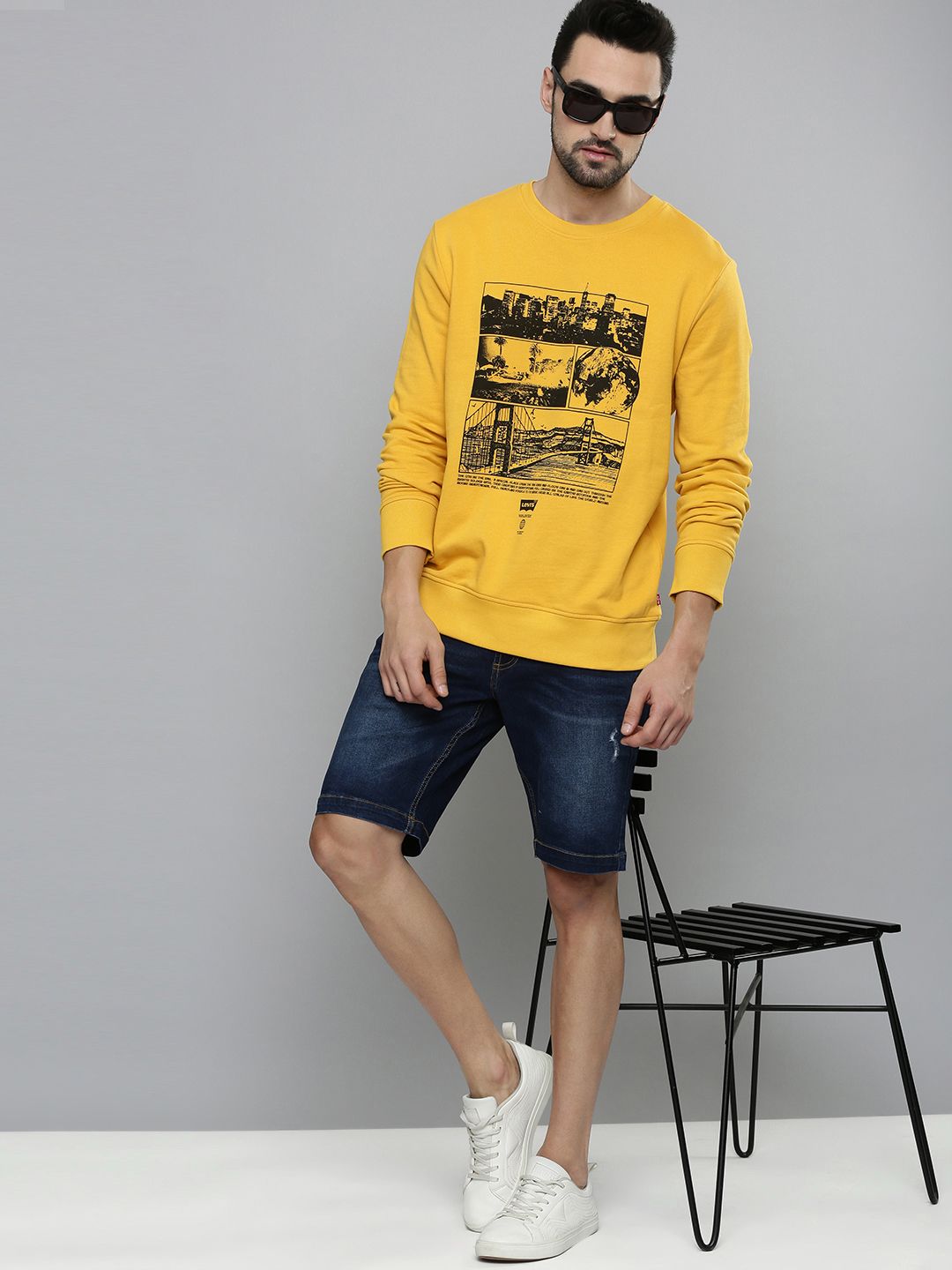  Levis Men Yellow Printed Pure Cotton Sweatshirt