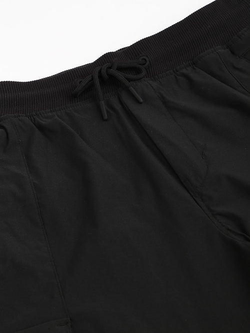  Calvin Klein Jeans Men Black Solid Institutional Stretch Mid-Rise Regular Cargo Joggers