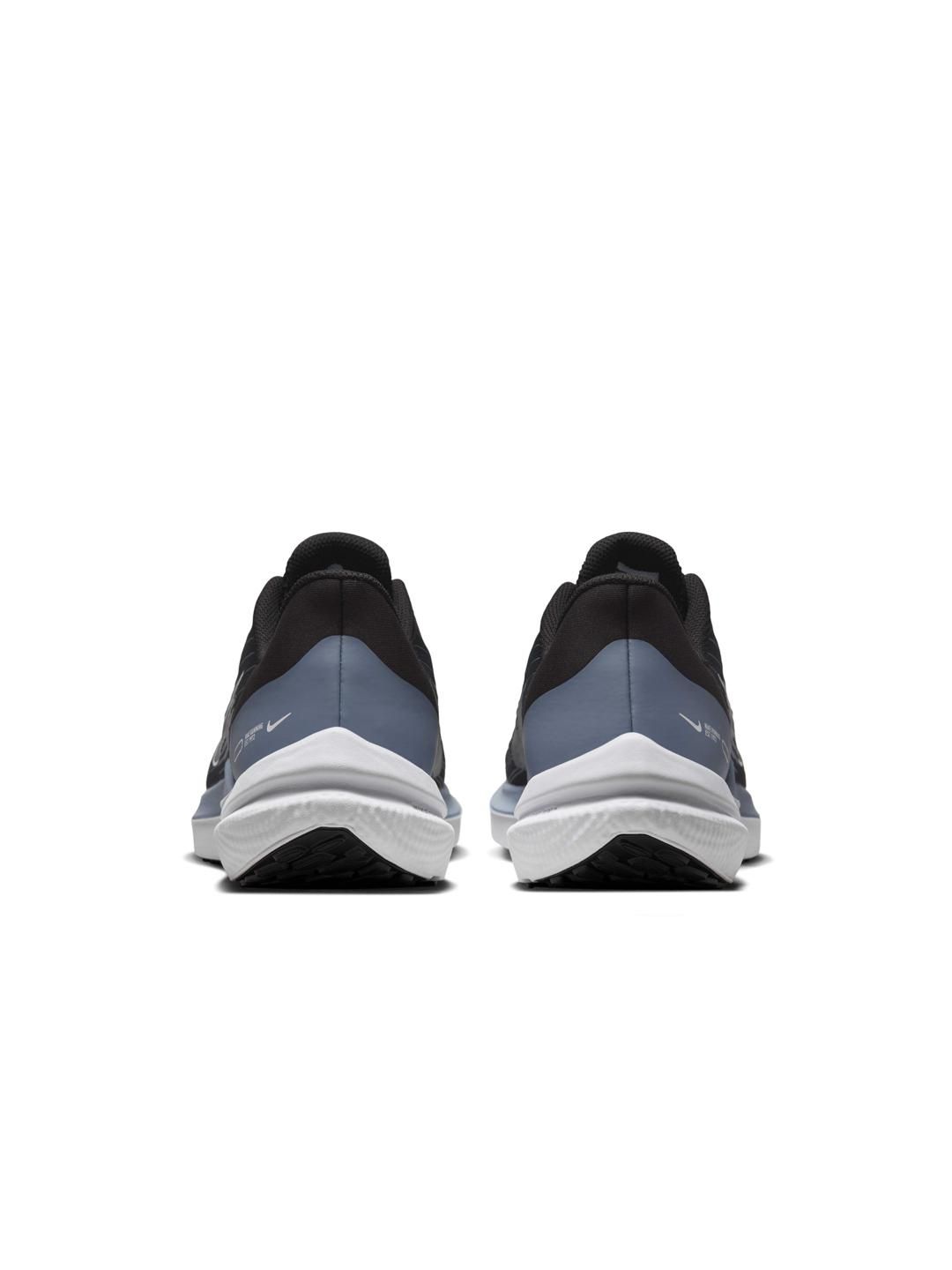  Nike Men Textured Air Winflo 9 Regular Road Running Shoes