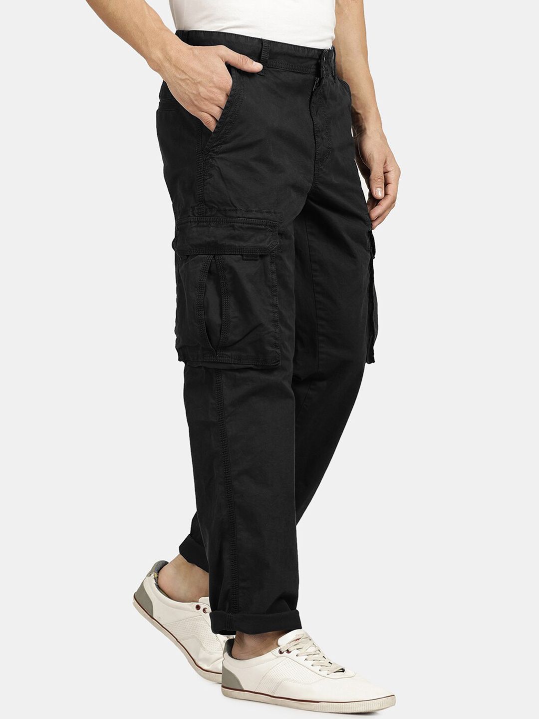  T-base Men Mid-Rise Cargos Trousers