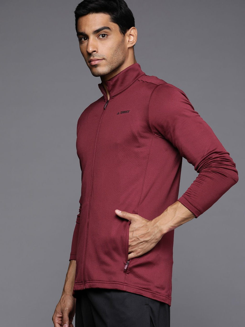  ADIDAS Men Red Printed Terrex Everyhike Sweatshirt