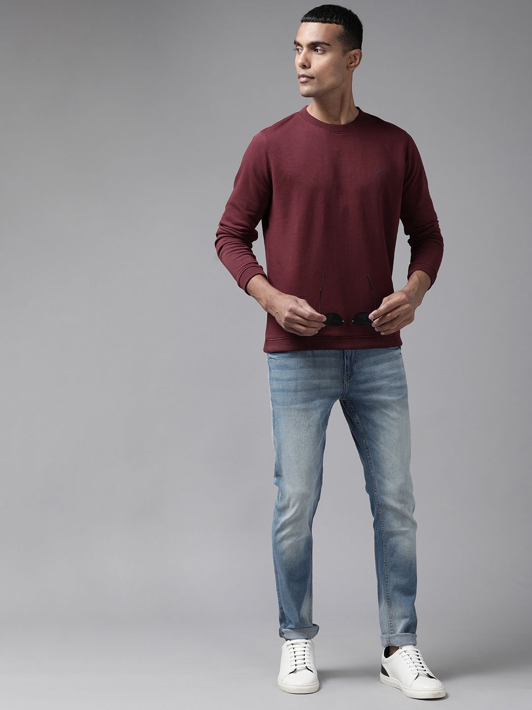  Blackberrys Men Maroon Sweatshirt