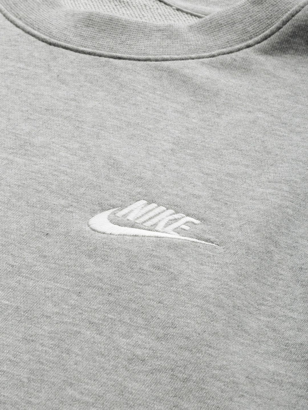  Nike Men Grey Melange Solid Standard Fit AS NSW CLUB CRW FT Sweatshirt