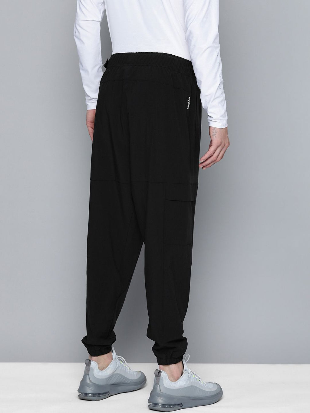  HRX By Hrithik Roshan EDGE Men Black Brand Carrier Joggers