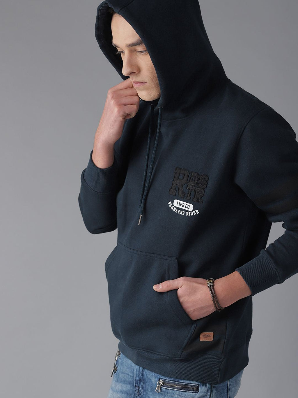  The Roadster Lifestyle Co Men Navy Blue Solid Hooded Sweatshirt
