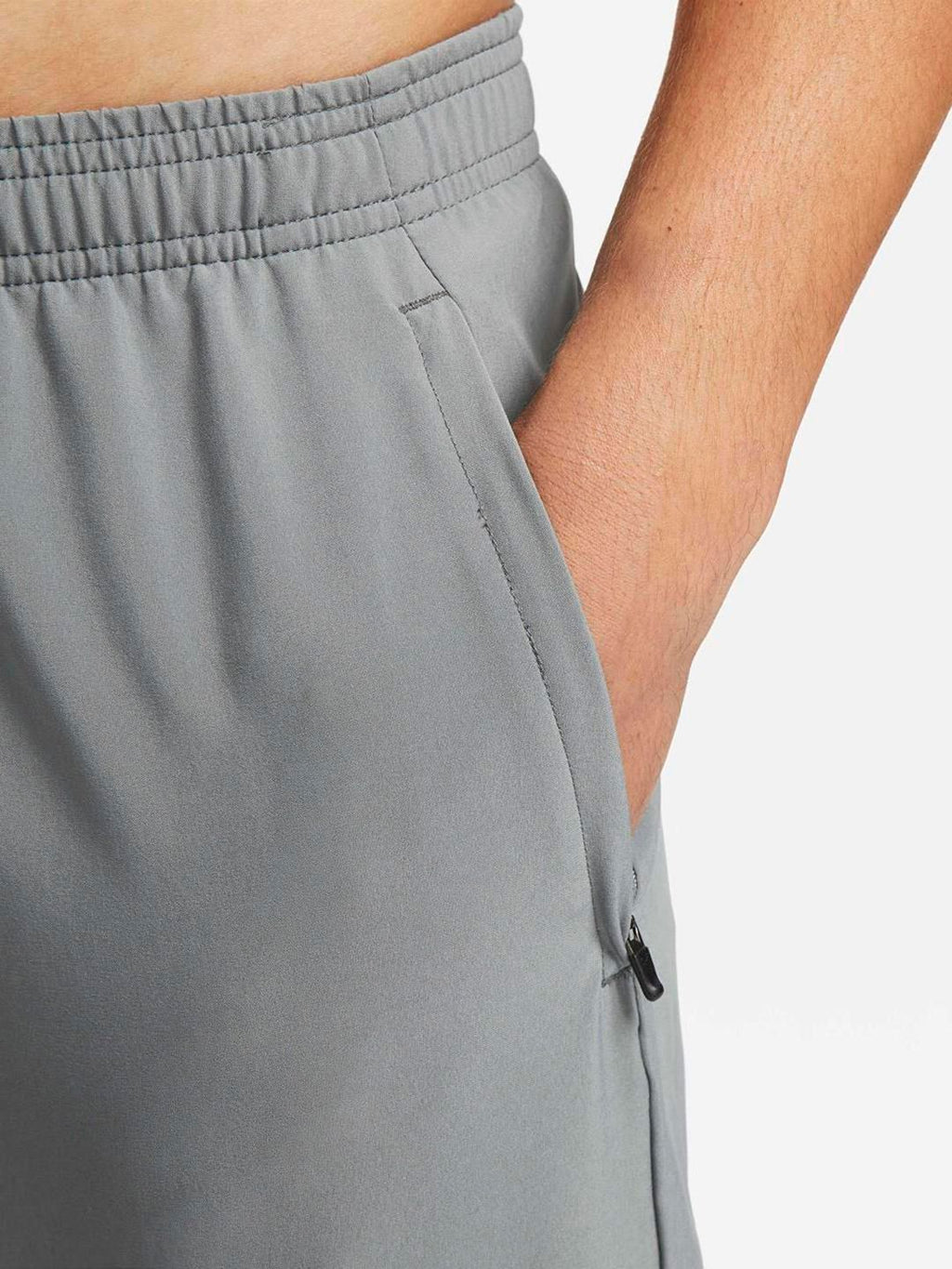  Nike Essential Woven Running Joggers