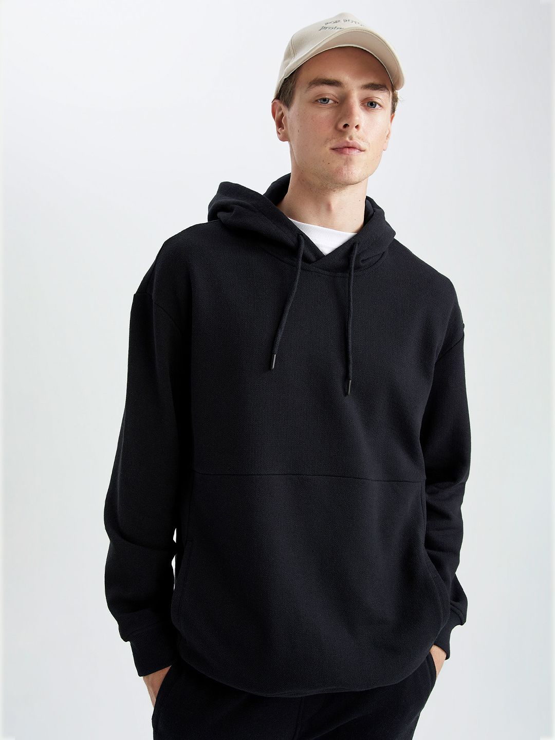  DeFacto Hooded Pullover Sweatshirt