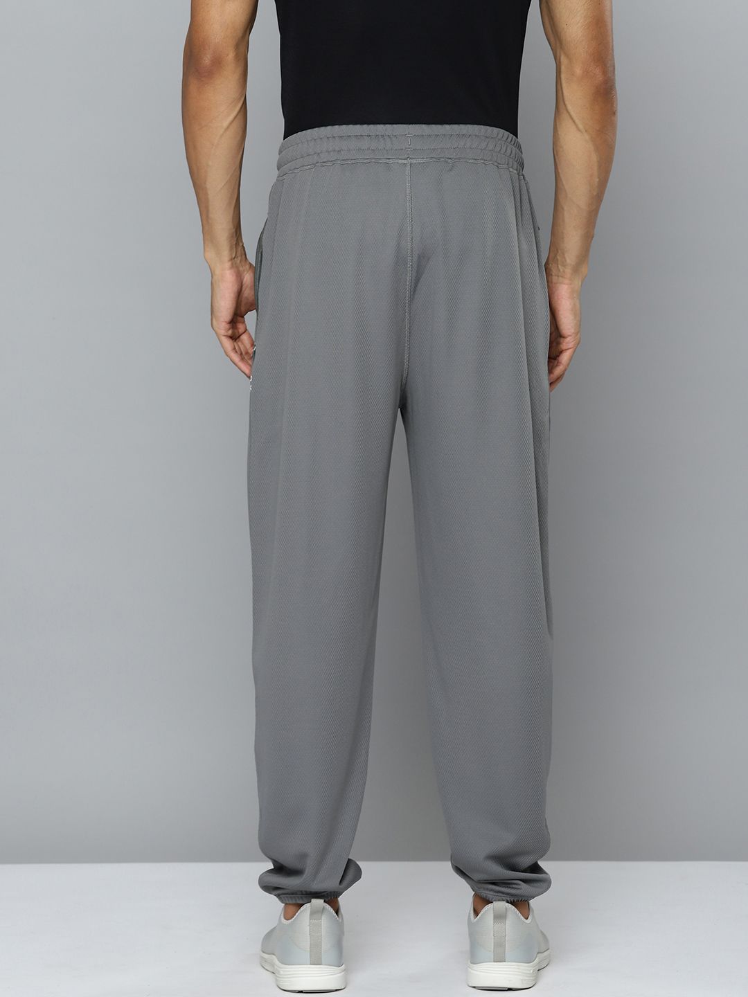  Reebok Men Training Speedwick Prime Joggers