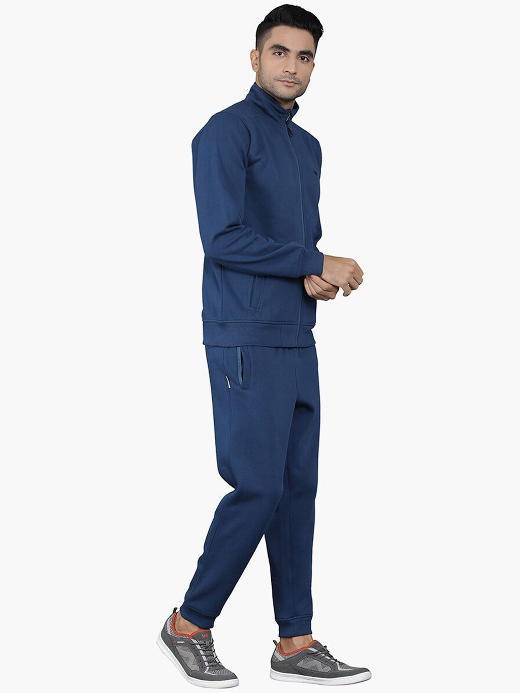  Wildcraft Men Navy Blue Brand Logo Print Ribbed Collar Relaxed-Fit Tracksuit