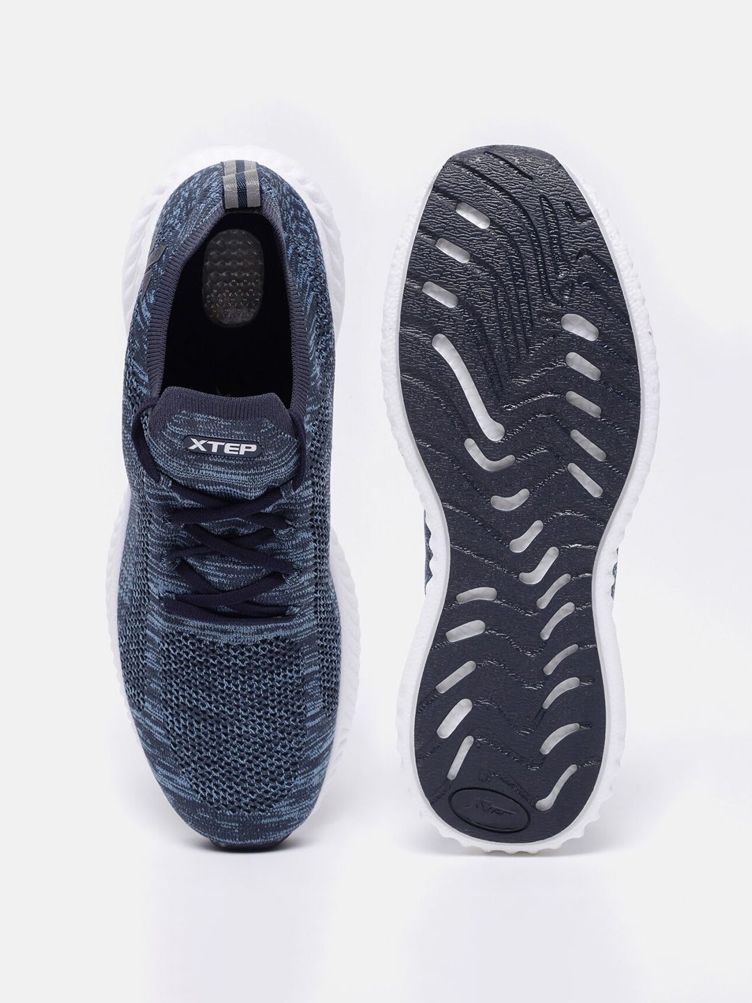  Xtep Men Cushioning PSI Mesh Lightweight Non-Marking Walking Shoes