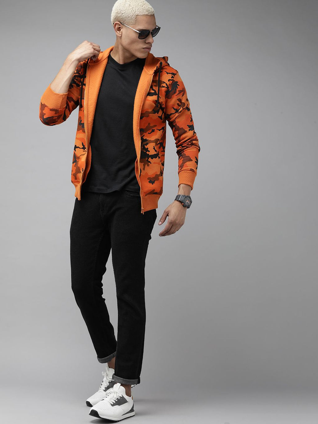  Roadster Men Printed Hooded Sweatshirt