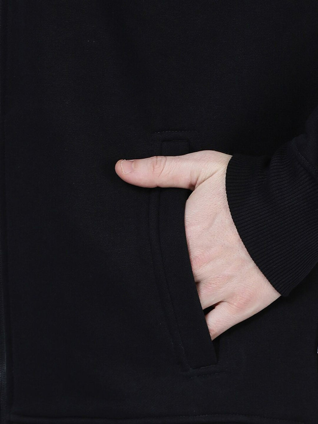  Wildcraft Men Black Ribbed Collar Relaxed-Fit Tracksuit