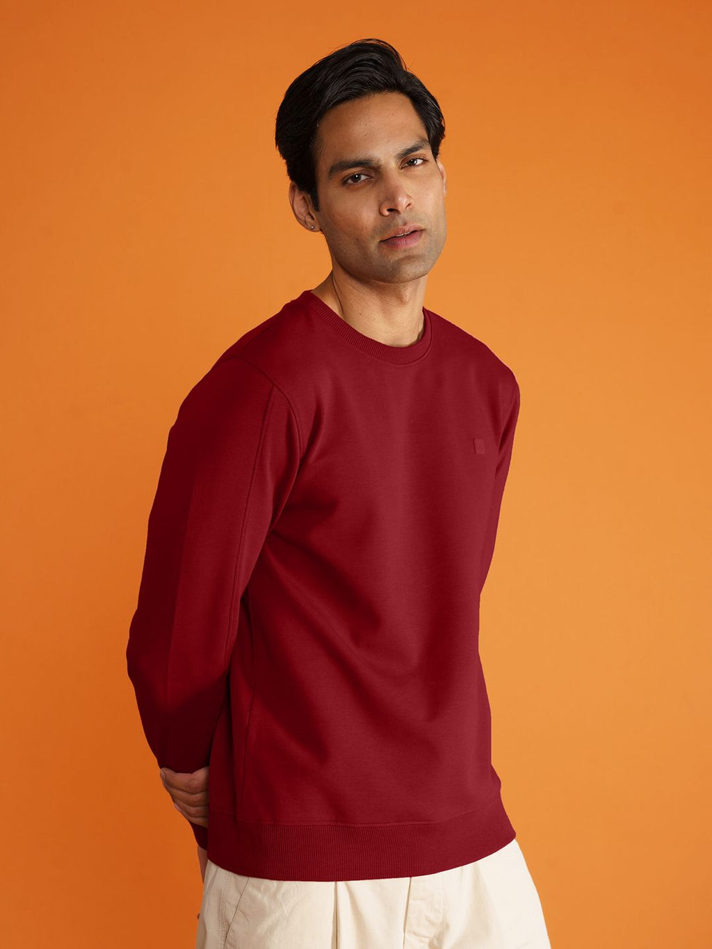  DAMENSCH Men Solid Maroon Premium Cotton Regular Fit Sweatshirt