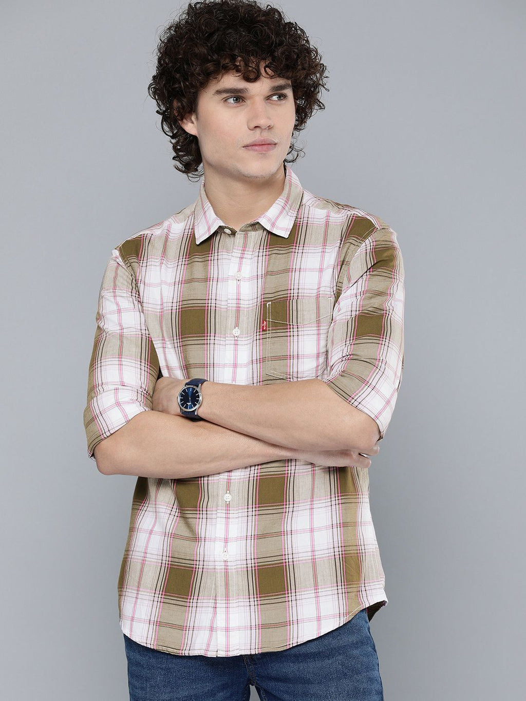  Levis Men Checked Slim Fit Pure Cotton Casual Shirt