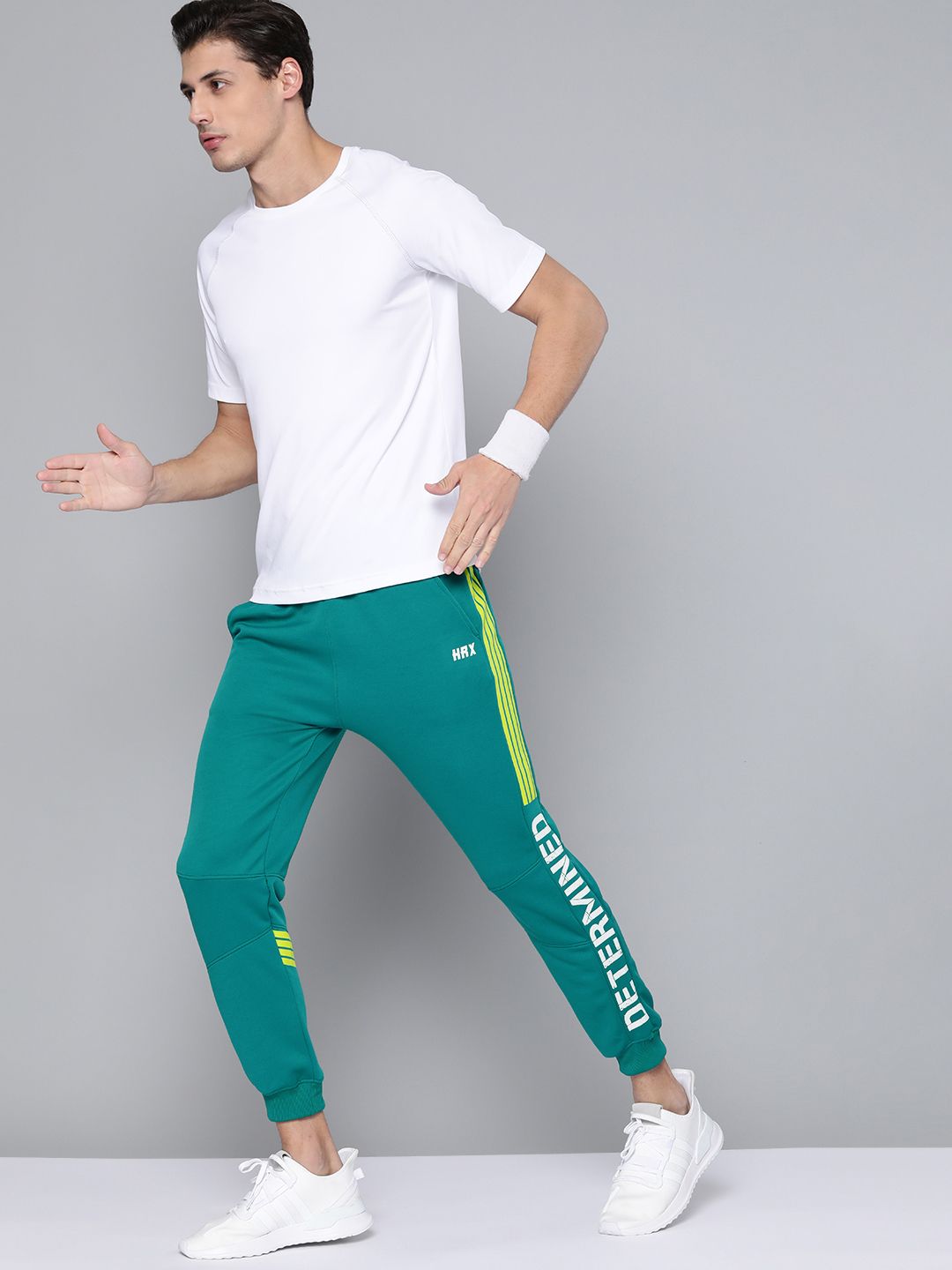  HRX By Hrithik Roshan Training Men Virdigiris Rapid-Dry Typography Track Pants