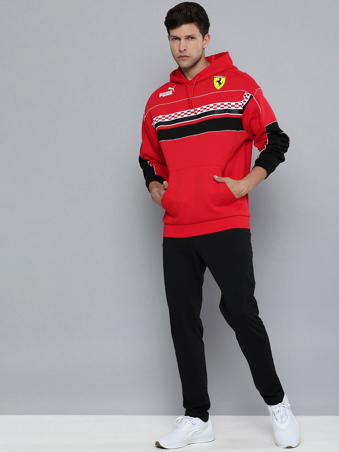  PUMA Motorsport Men Brand Logo Printed Hooded Ferrari Race SDS Regular Fit Sweatshirt