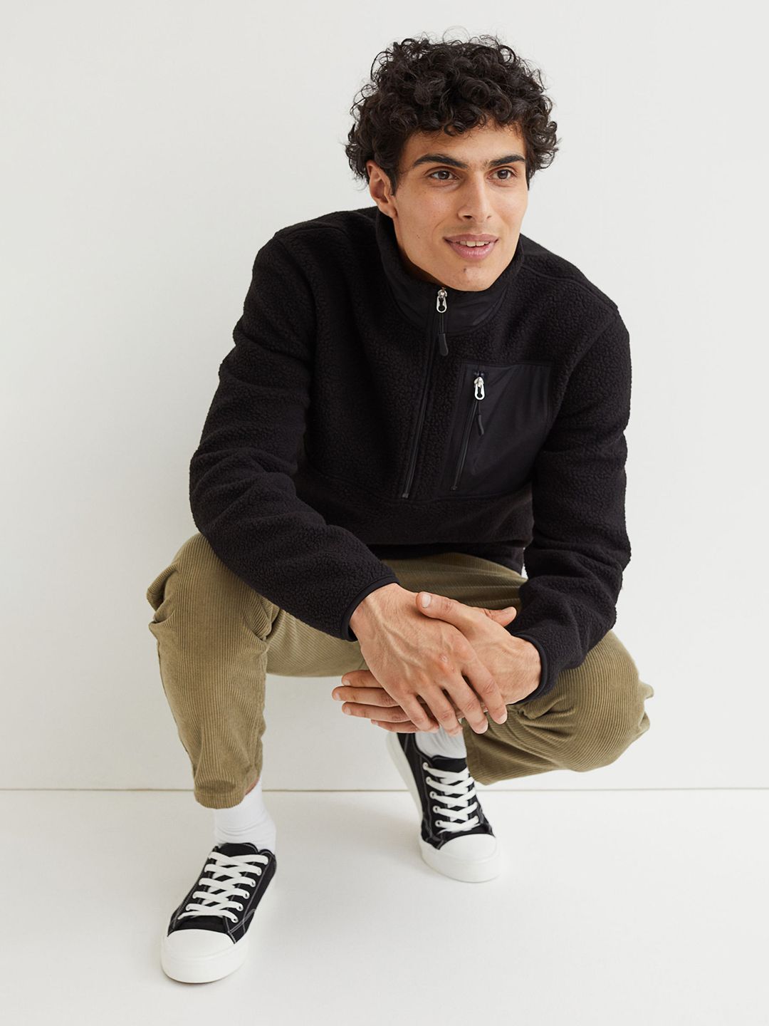  H&M Men Black Regular Fit THERMOLITE Teddy Top