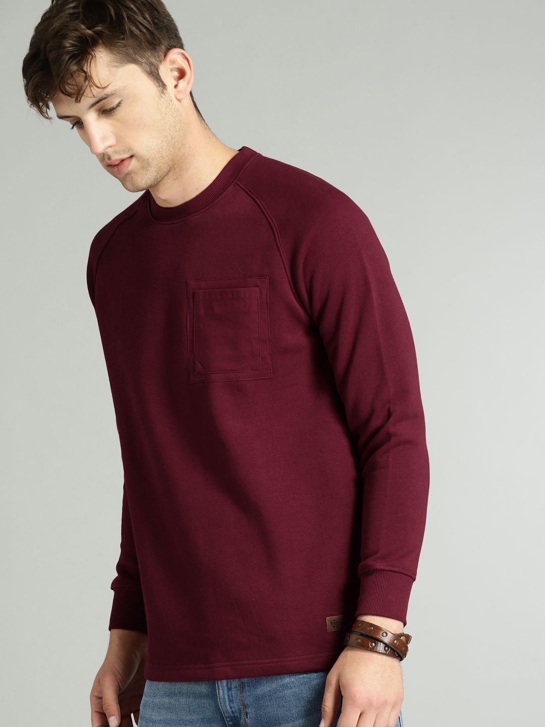  Roadster Men Maroon Solid Sweatshirt