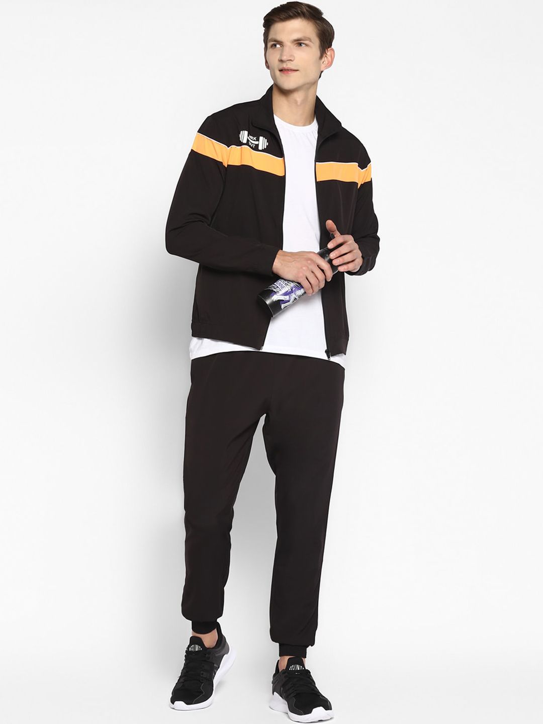  Yuuki Men Black & Orange Colourblocked Tracksuit