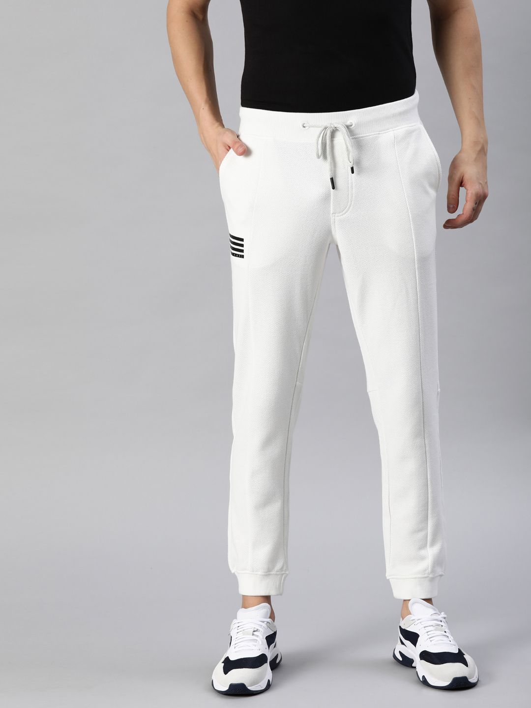  WROGN Men White Solid Slim Fit Joggers With Printed Detailing