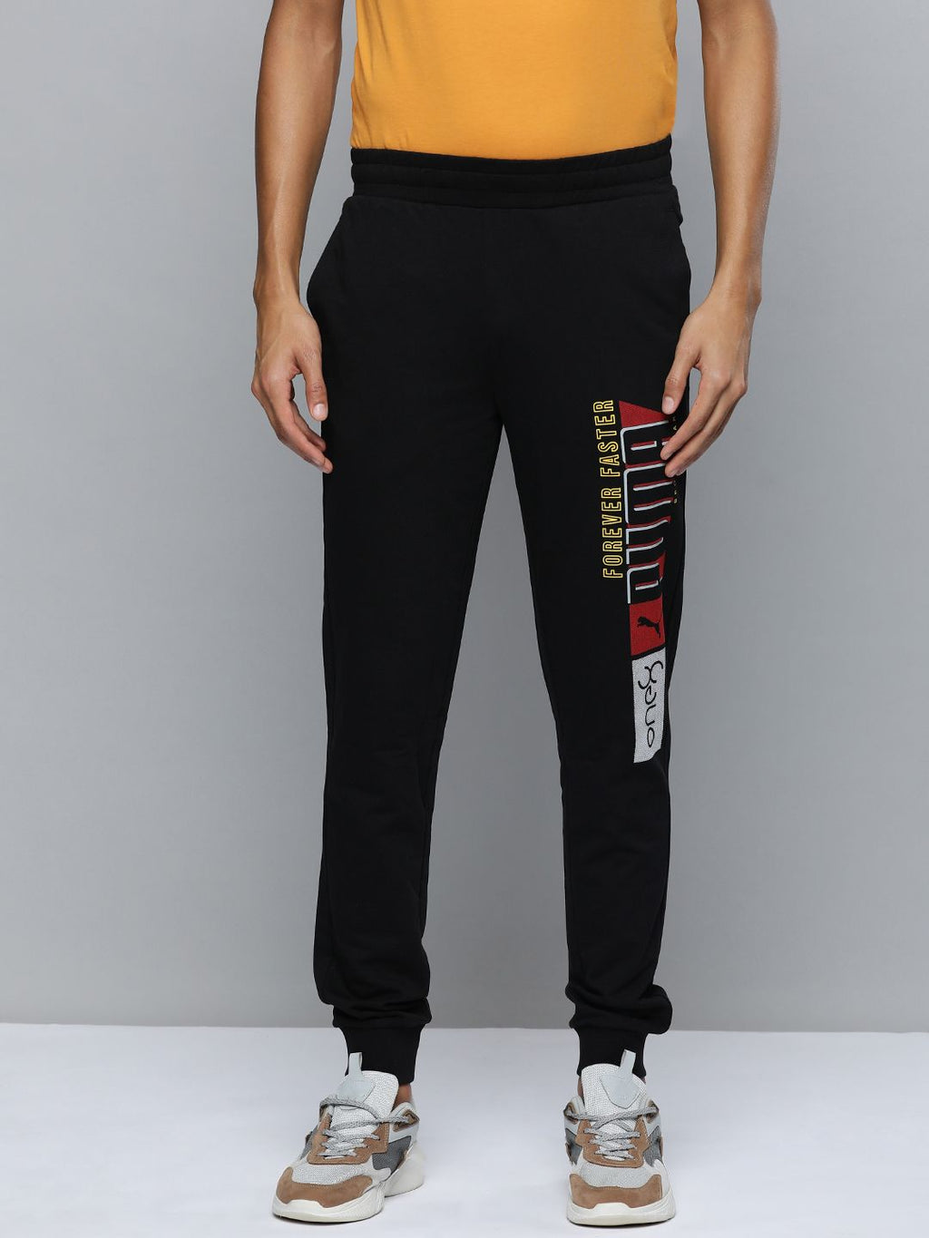  One8 X PUMA Virat Kohli Men Brand Logo & Graphic Print Slim Fit Mid-Rise Sports Joggers