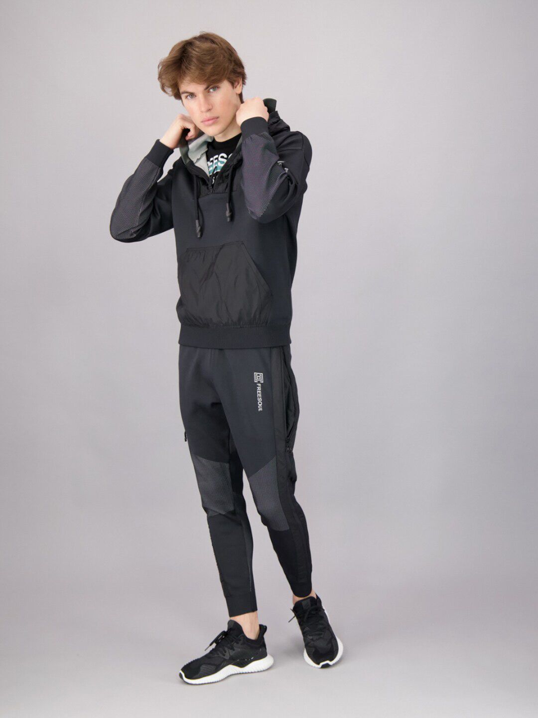  FREESOUL Men Black Printed Hooded Sweatshirt
