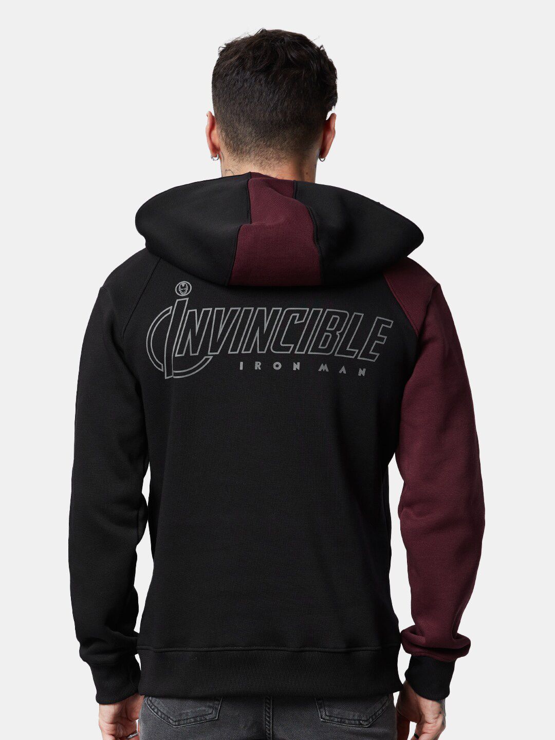  The Souled Store Men Hooded Colourblocked Cotton Sweatshirt
