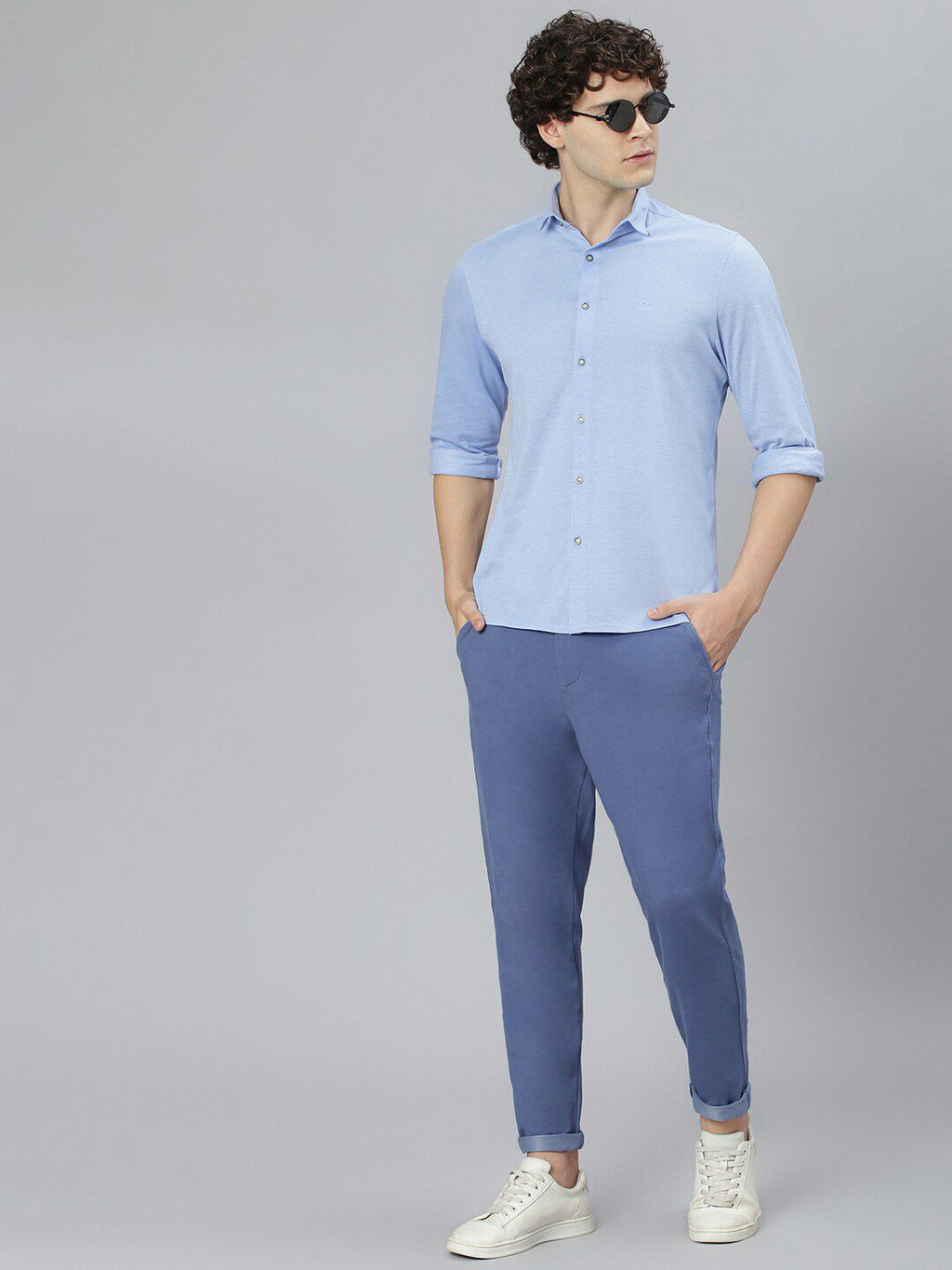 Slowave Men Straight Fit High-Rise Cotton Chinos Trousers