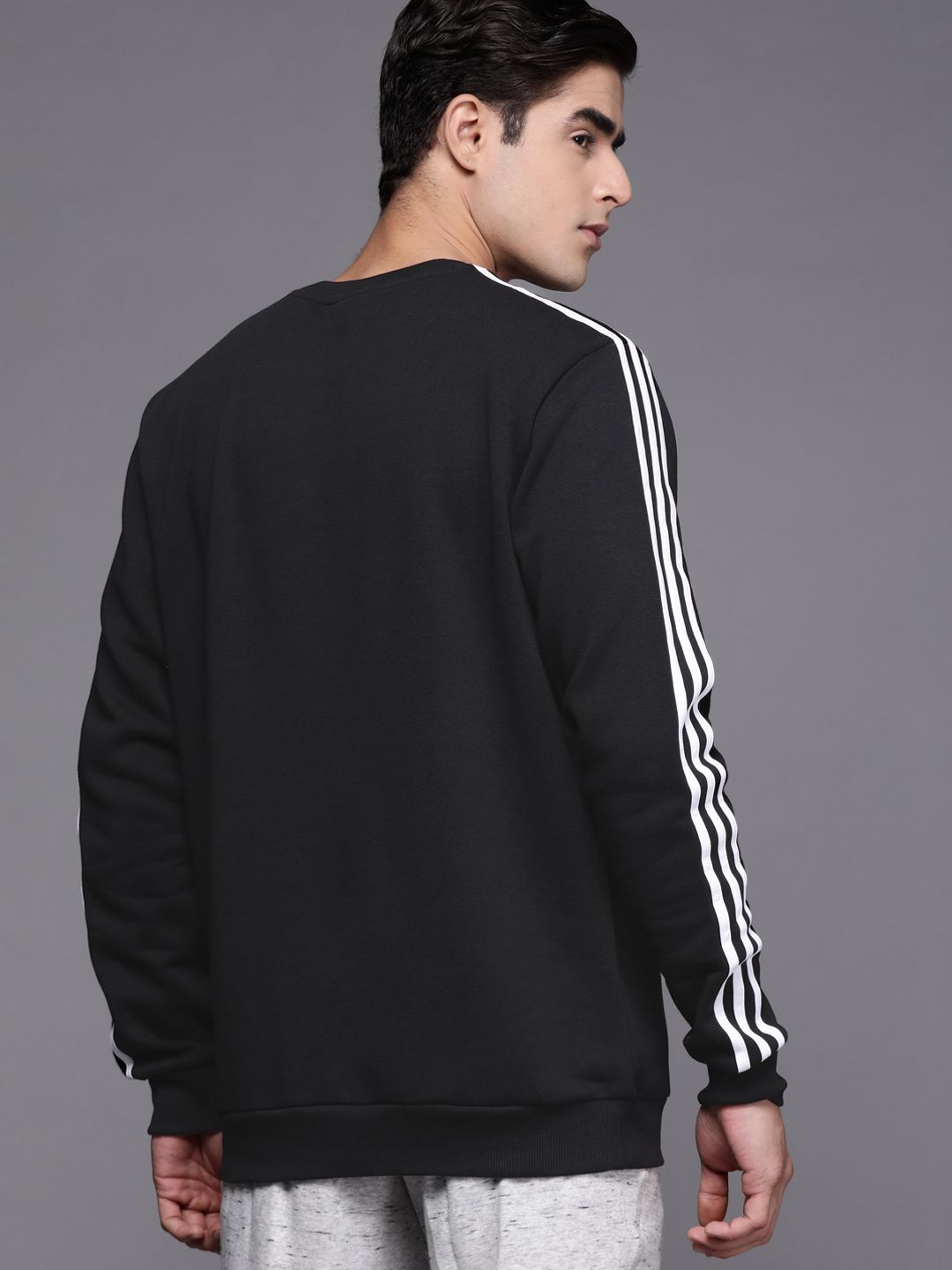 ADIDAS Men M 3S FL Solid Longline Sweatshirt