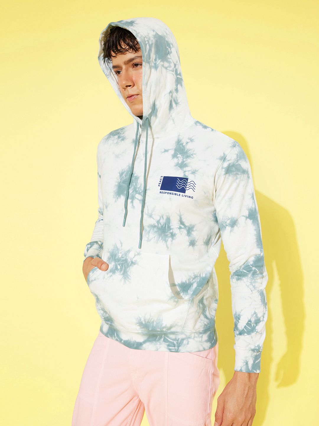  Mast & Harbour Men White & Blue Dyed Pure Cotton Printed Hooded Sweatshirt