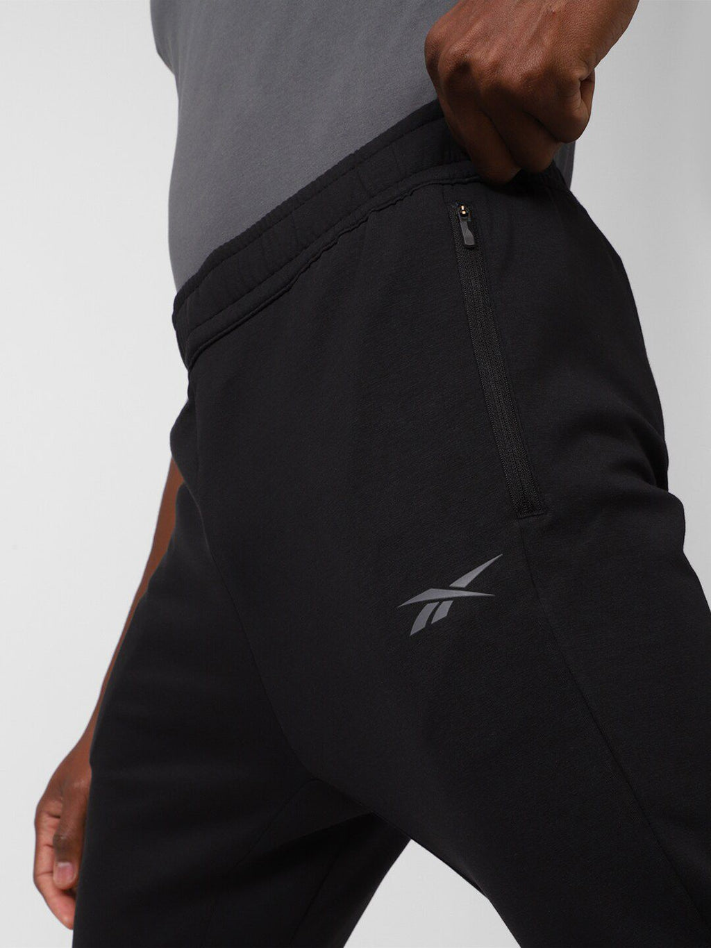  Reebok Men Dream Blend Double Knit Joggers