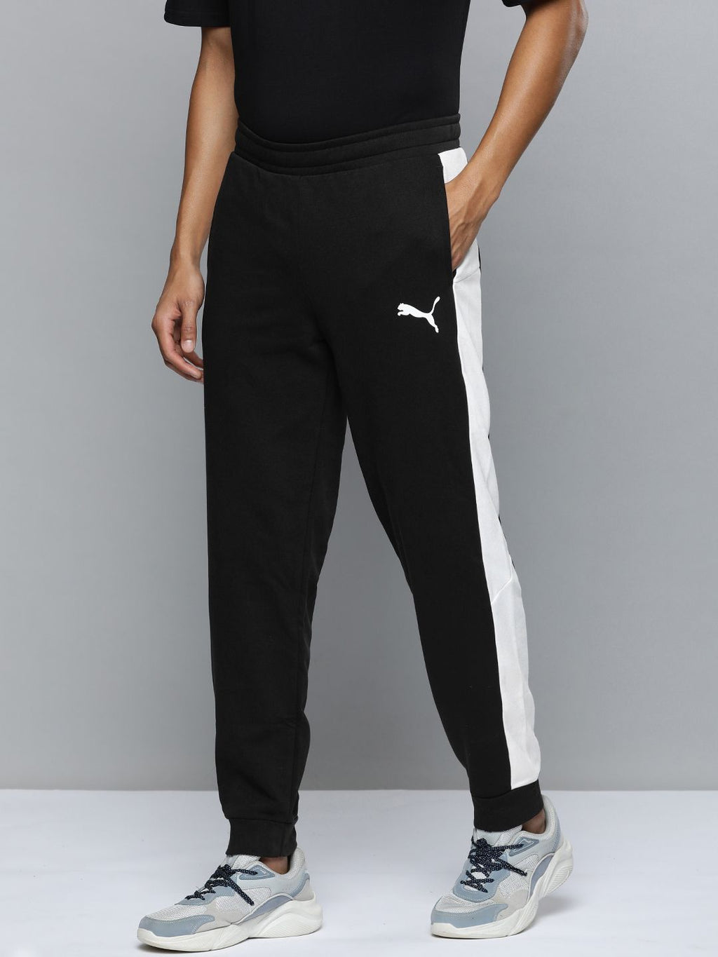  Puma Men DYNA-MIX Dry Cell Colourblocked Regular Fit Joggers